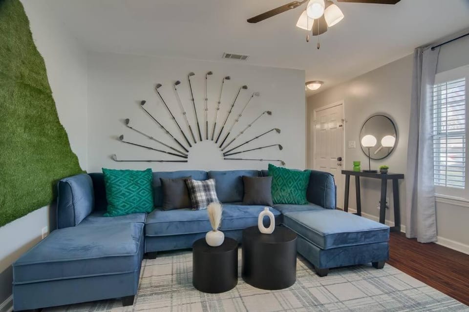 Living room, Seating area