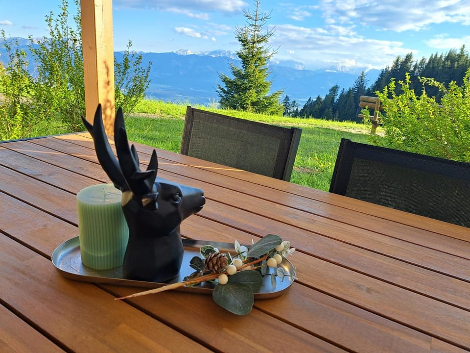 Spring, Day, Natural landscape, View (from property/room), Balcony/Terrace, Mountain view