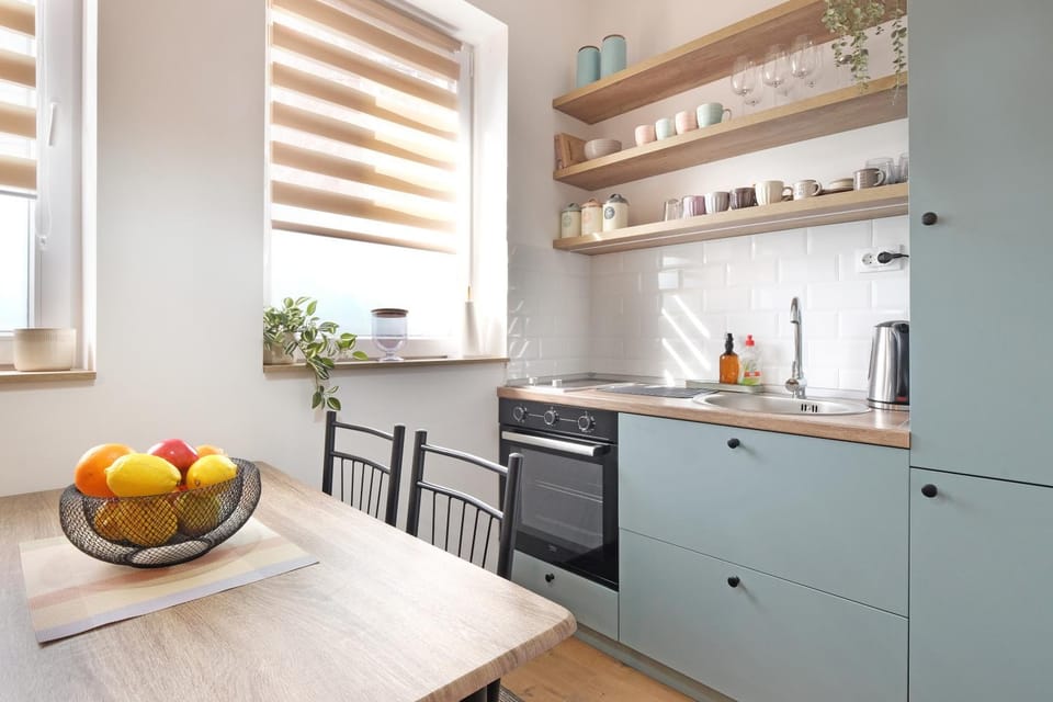 Dining area, pet friendly