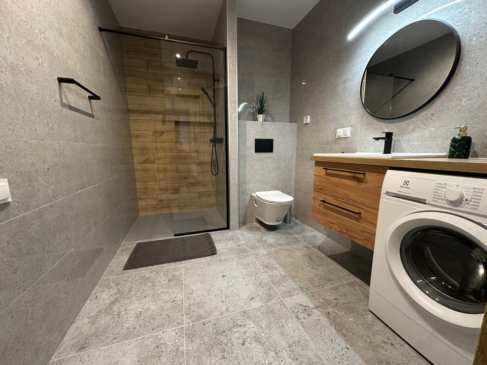 Shower, Bathroom, washing machine