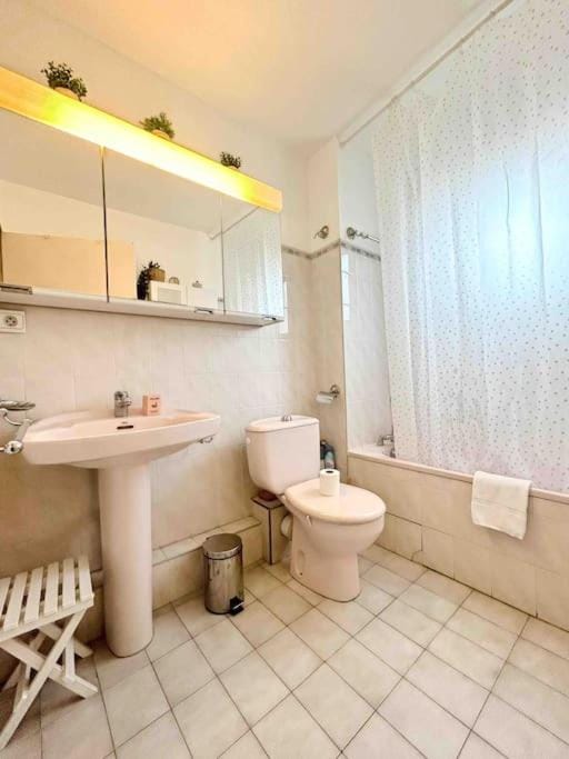 La Petite Louisiane : Apt 4 Prs, 300 m plages Apartment in Antibes