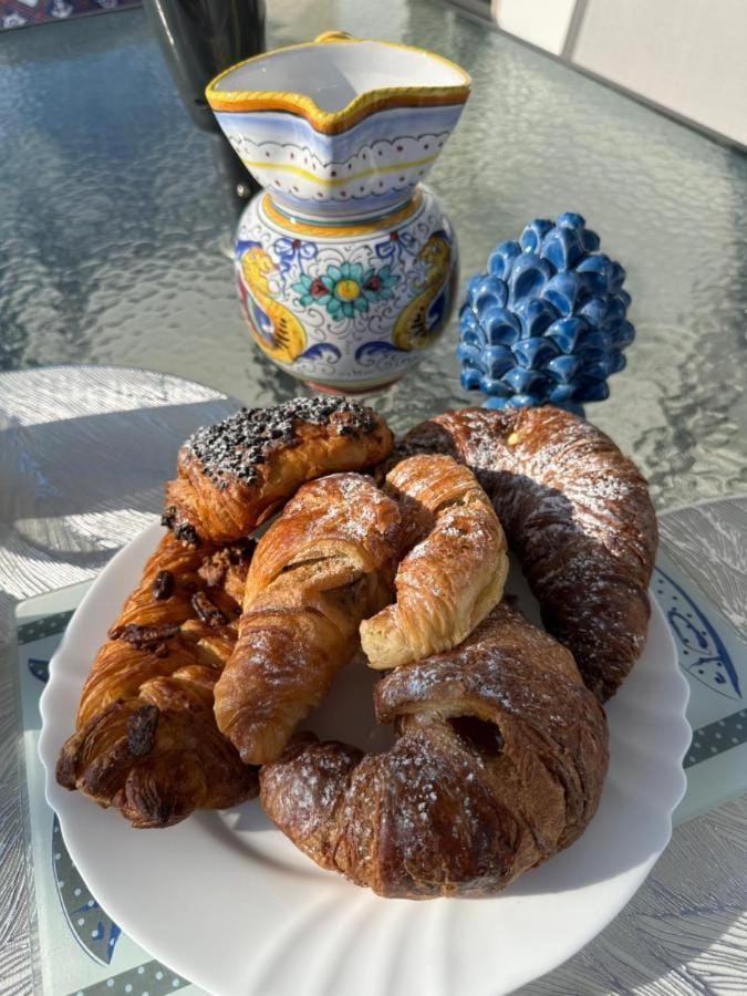 Food and drinks, Food, Breakfast