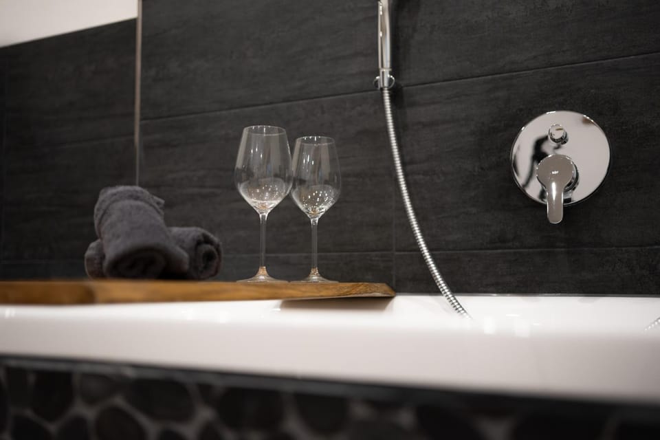 Bathroom, Bath