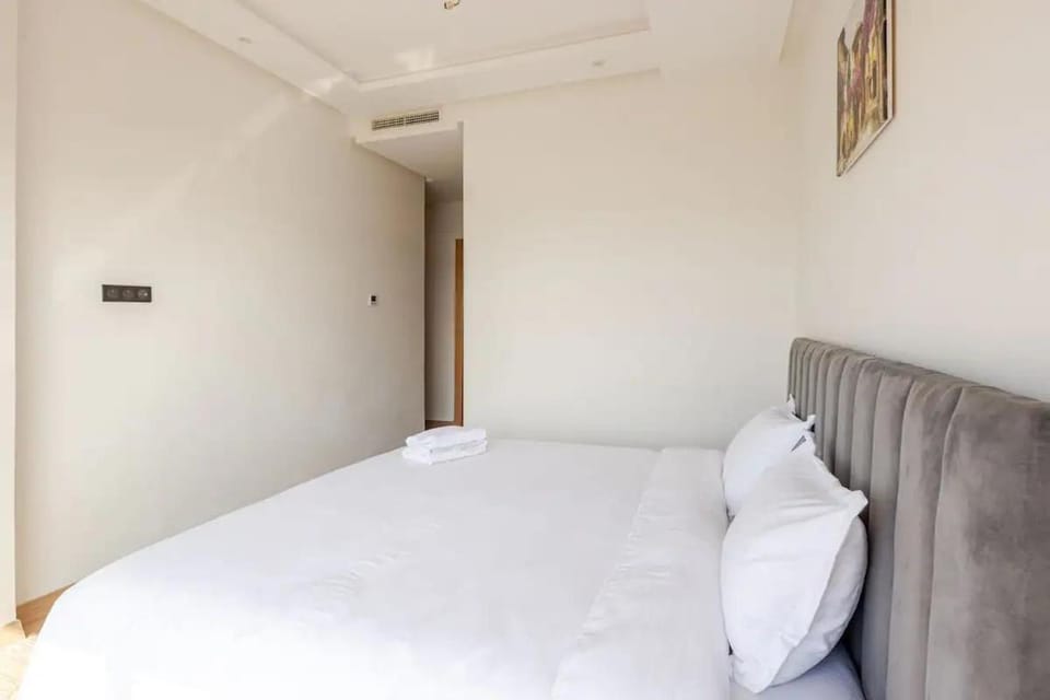 Luxurious Apt - Sea View Apartment in Casablanca-Settat
