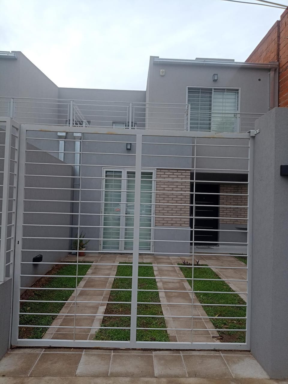 Duplex Victoria Apartment in Luján