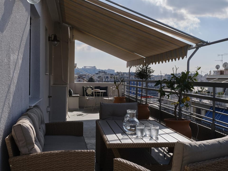 Patio, View (from property/room), Balcony/Terrace, Seating area