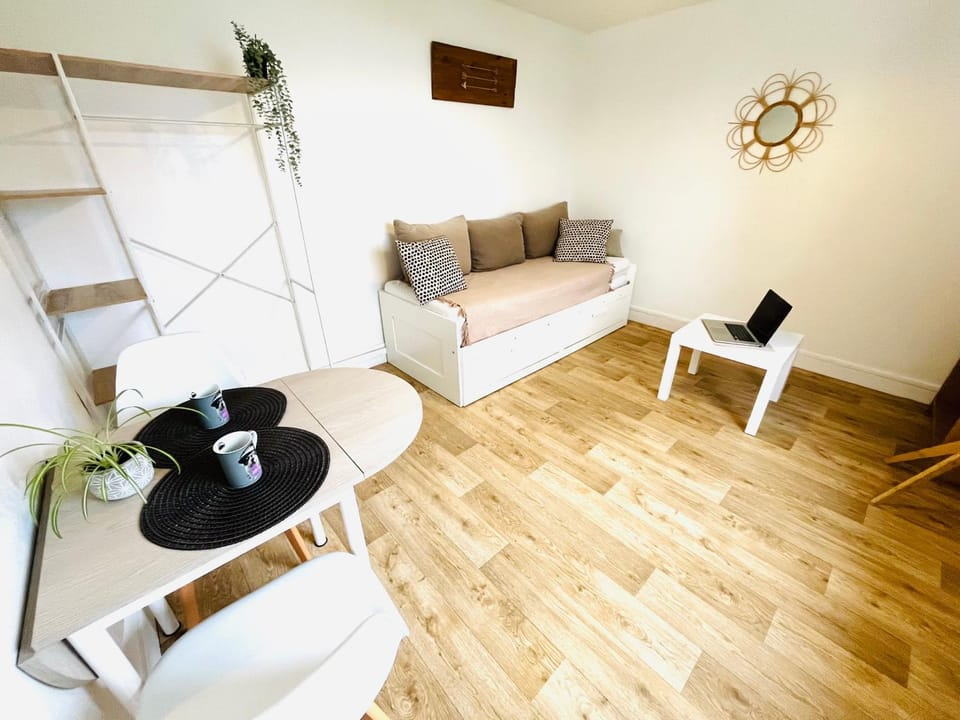 maison indépendante très calme RER A Apartment in Saint-Germain-en-Laye