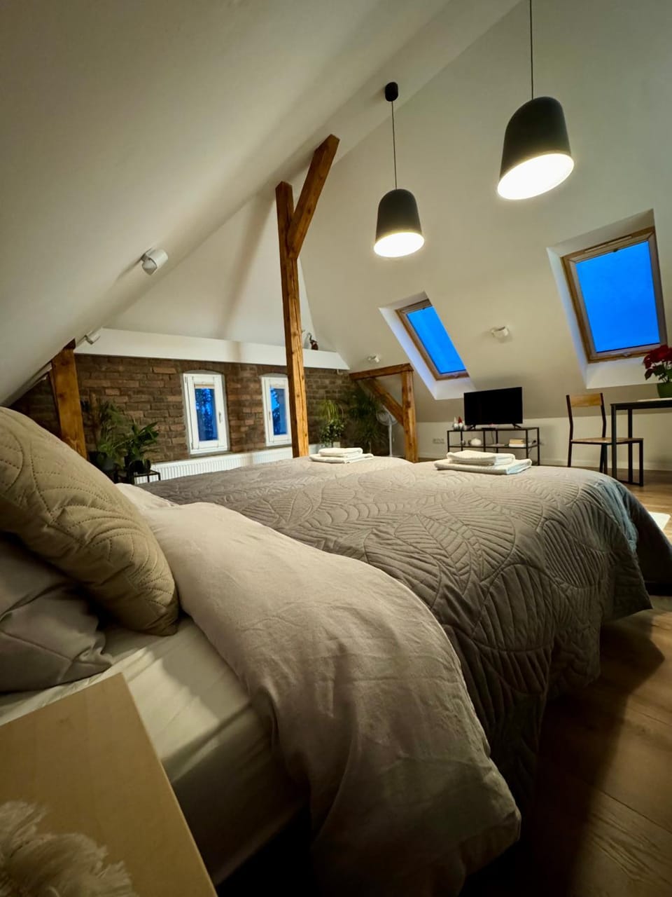 Apartamenty Astor - Księżycowy Apartment in Lower Silesian Voivodeship