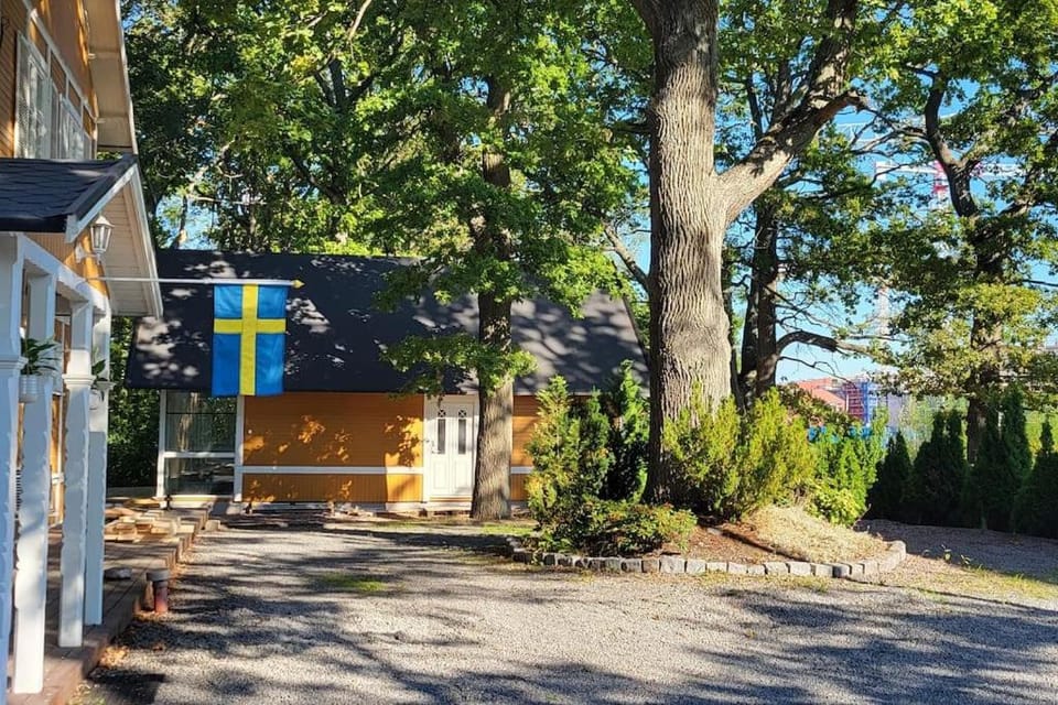 Entire beautiful lakefront house Villa in Sweden