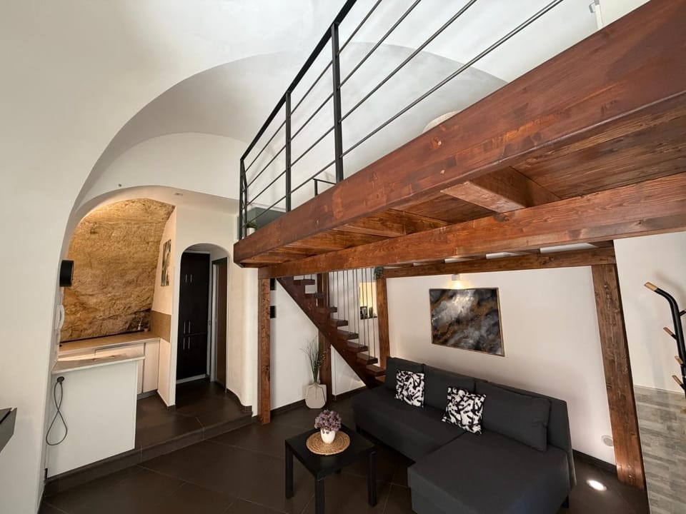 Living room, Seating area, kitchen, kitchen