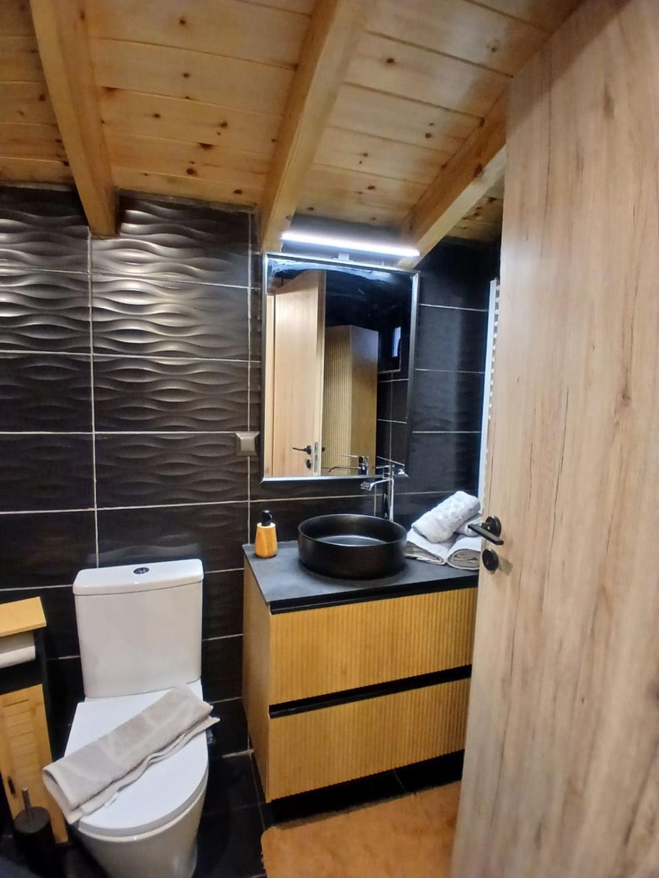 Toilet, Bathroom