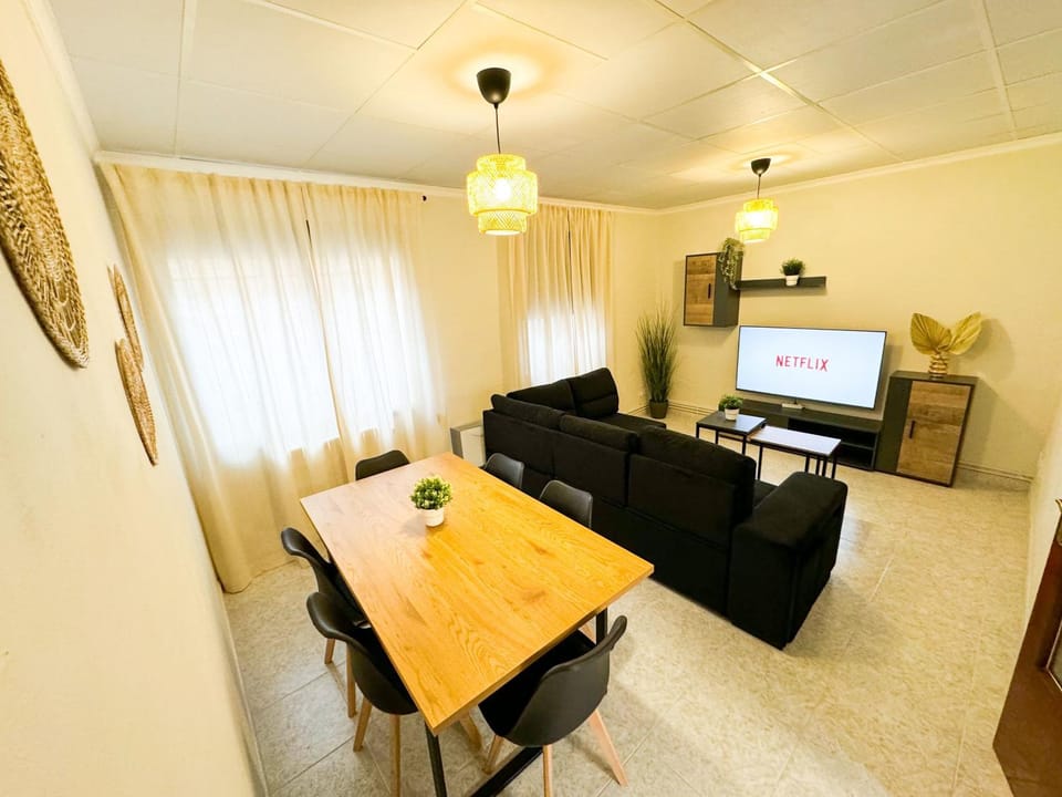 La Paloma del Pilar - Turistea Suites Apartment in Zaragoza