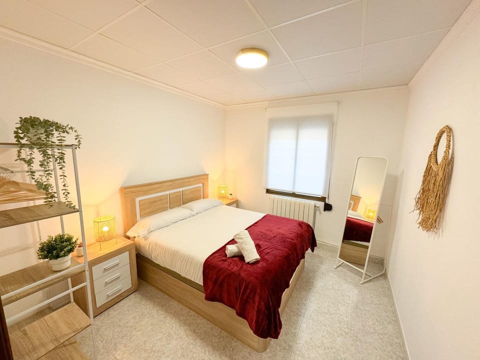 La Paloma del Pilar - Turistea Suites Apartment in Zaragoza