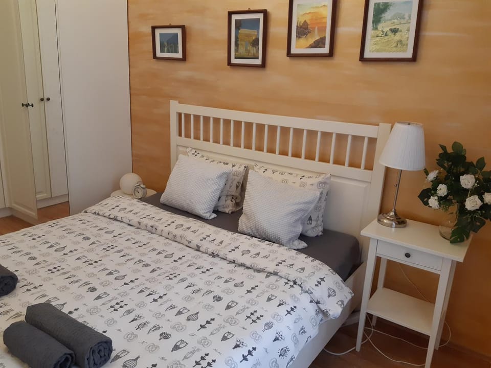 Lovely Secret Home Astoria Apartment in Budapest