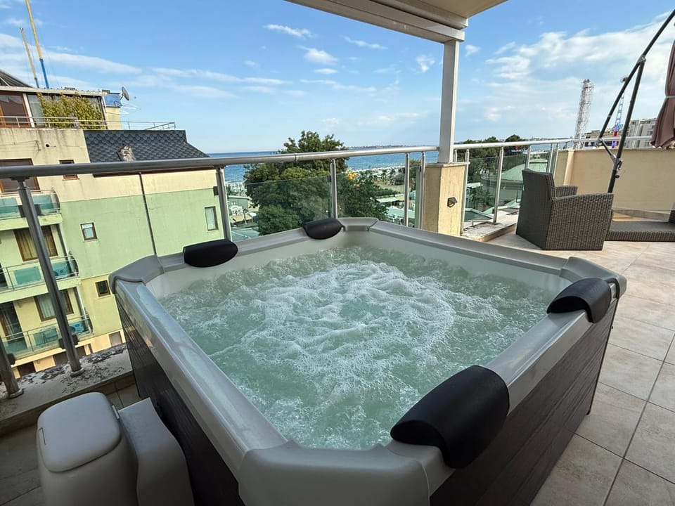 Hot Tub