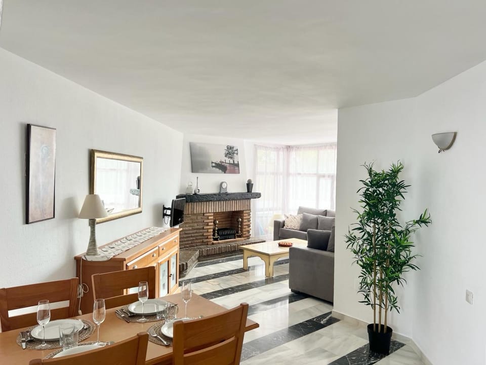 Living room, Seating area, Dining area