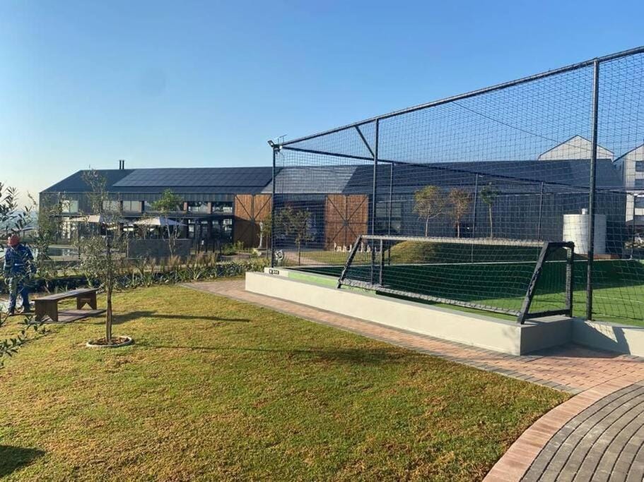 Insaka Greenpark 2Bed Aptment-Boksburg Apartment in Gauteng