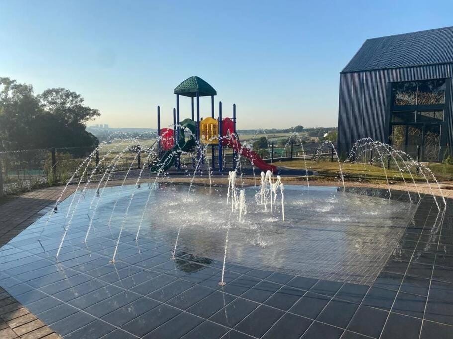 Insaka Greenpark 2Bed Aptment-Boksburg Apartment in Gauteng