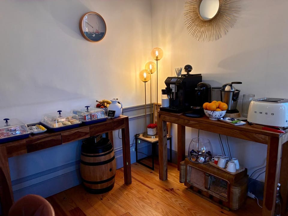 Breakfast, Continental breakfast, Buffet breakfast