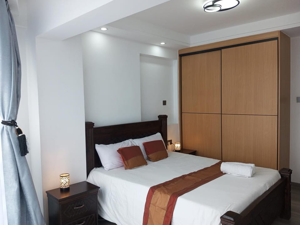 Bed, Photo of the whole room, Bedroom, wardrobe