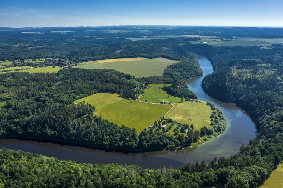 Bird's eye view, River view