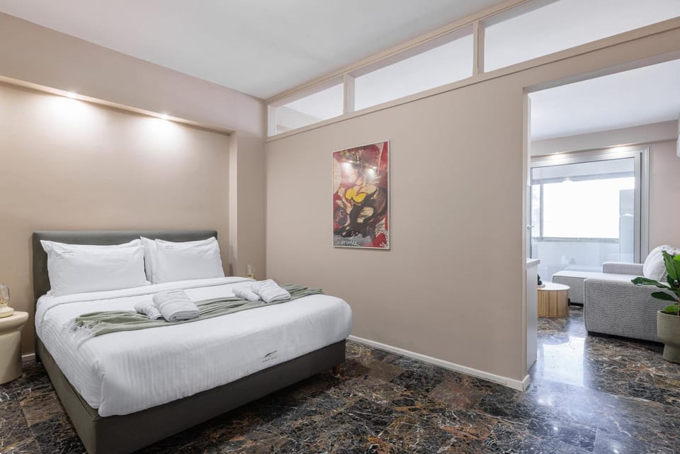 Bed, Seating area, Bedroom, towels