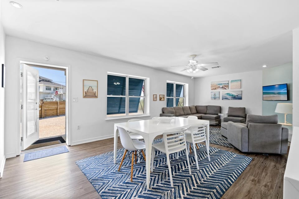 Island Beach Bungalow House in Pensacola Beach