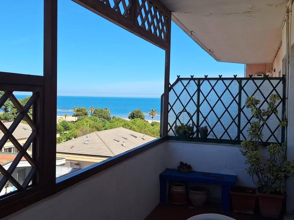 Balcony/Terrace, Balcony/Terrace