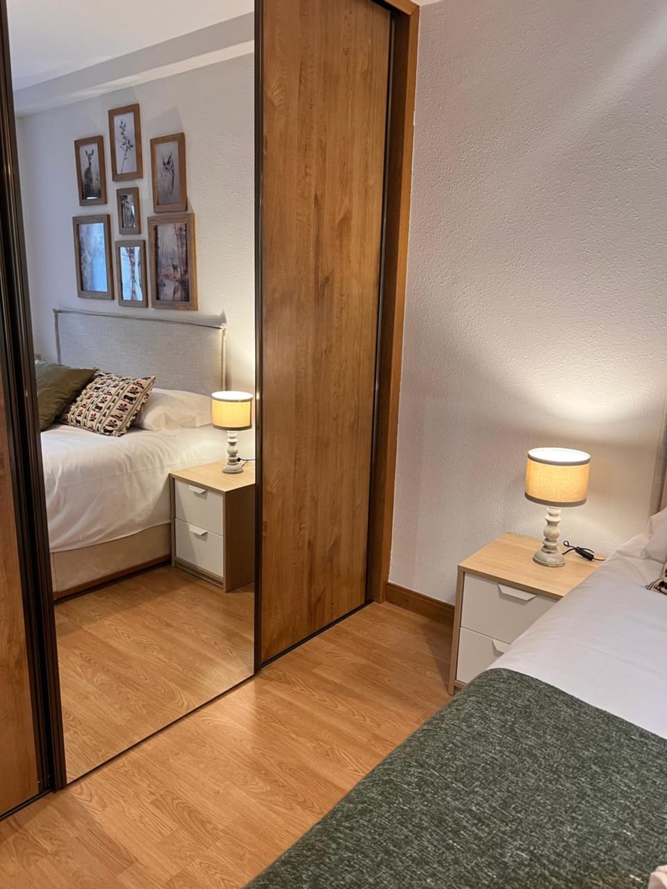 Bed, Bedroom, wardrobe