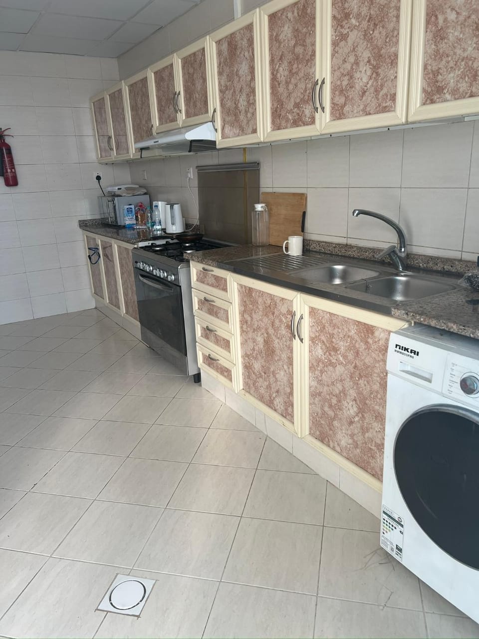 F30,R4,Single Room on the beach attach bath Bed and Breakfast in Ajman