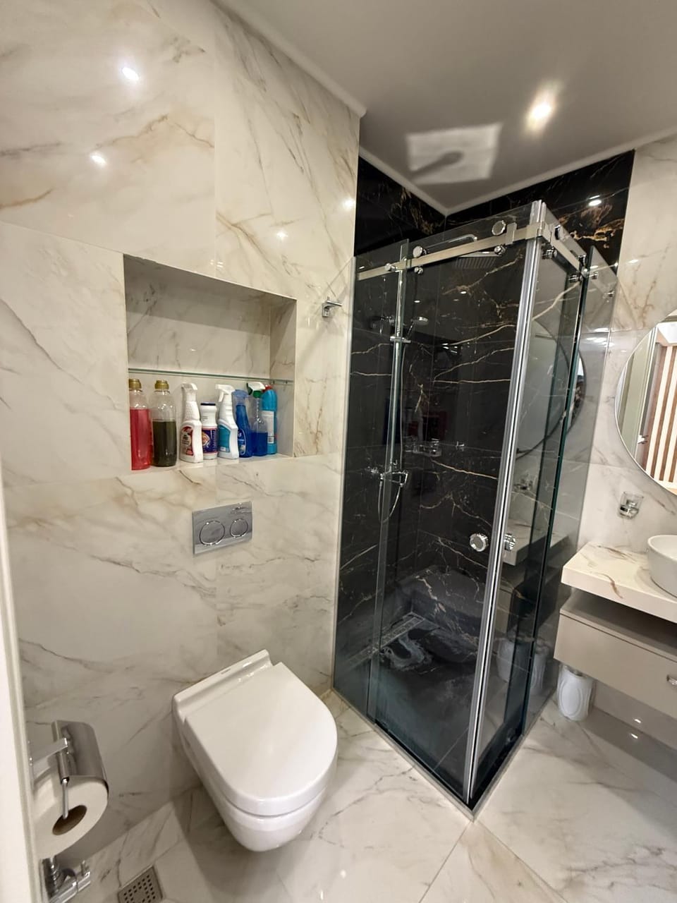 Aparthotel Hilton Blox Apartment in Tbilisi, Georgia