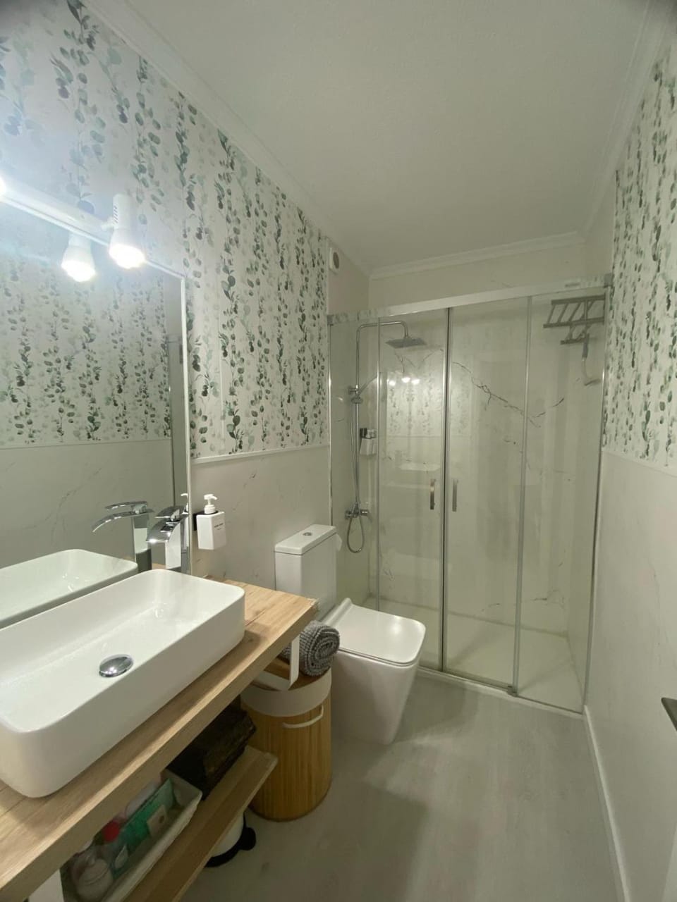 Shower, Bathroom