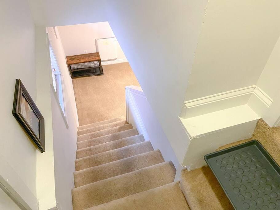 Rare Find Spacious Basement Apartment with Parking House in District of Columbia
