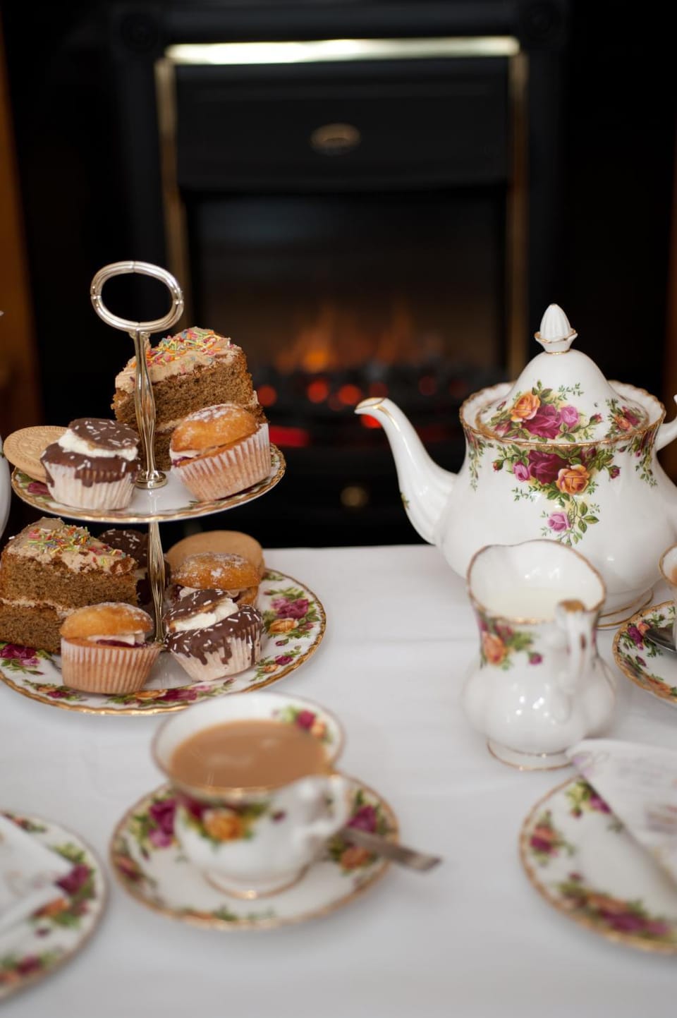 Coffee/tea facilities, Continental breakfast