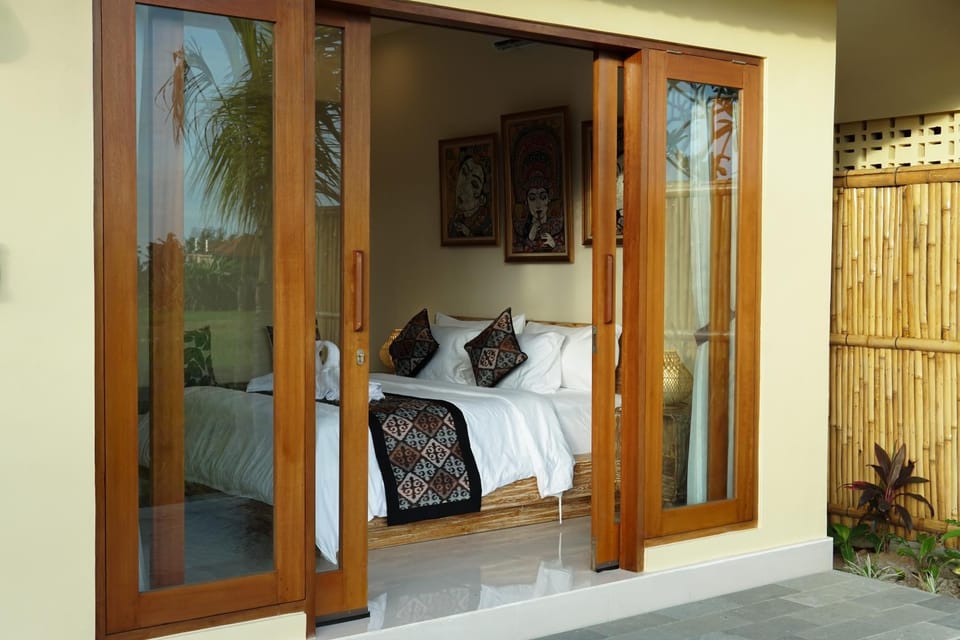 Patio, Bed, View (from property/room), Balcony/Terrace, Photo of the whole room, Bedroom