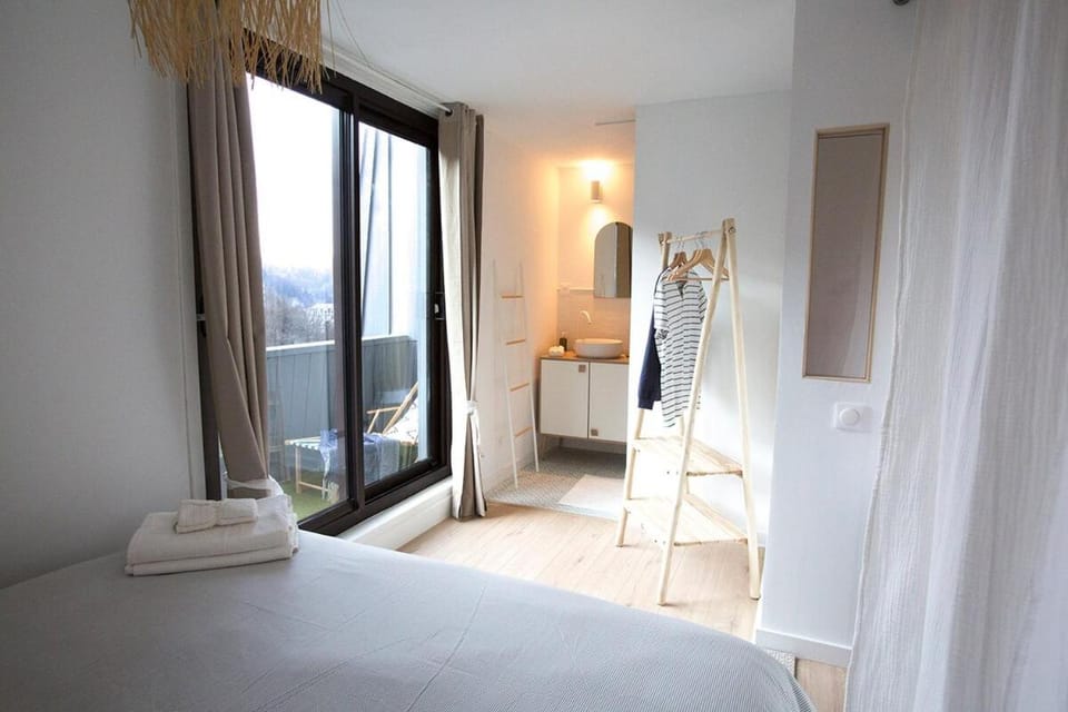 Le Nid Slow - Appartement avec Terrasse Panoramique sur le Sancy Apartment in Auvergne-Rhône-Alpes