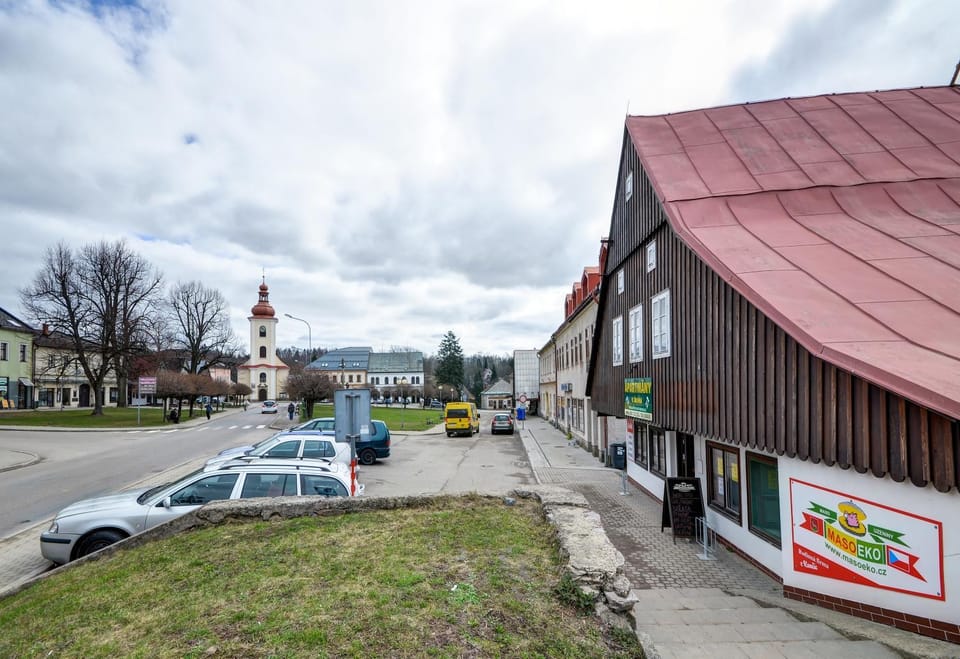 Property building, Street view, Parking