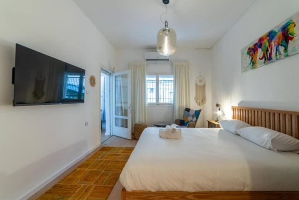 Modern 2br 6 guets - ben gourion Blvd area Apartment in Tel Aviv-Yafo