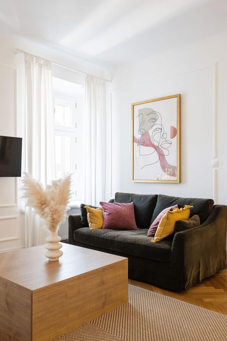Living room, Decorative detail, Seating area
