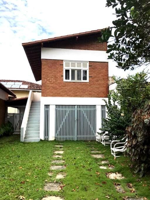 Casa Bosque da Praia 5 quartos, bilhar e ar split. House in State of Rio de Janeiro