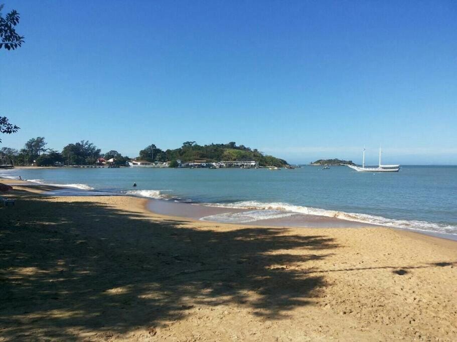 Casa Bosque da Praia 5 quartos, bilhar e ar split. House in State of Rio de Janeiro