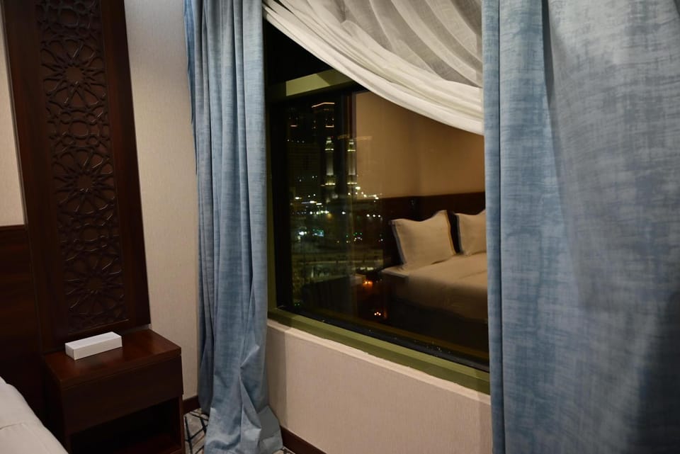Night, View (from property/room), Bedroom