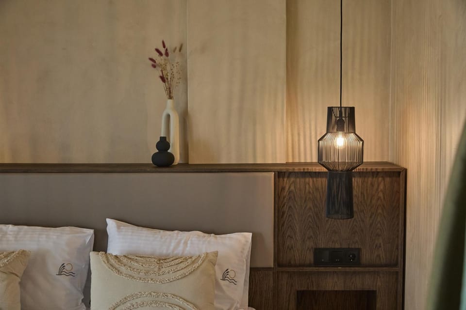 Seating area, Bedroom