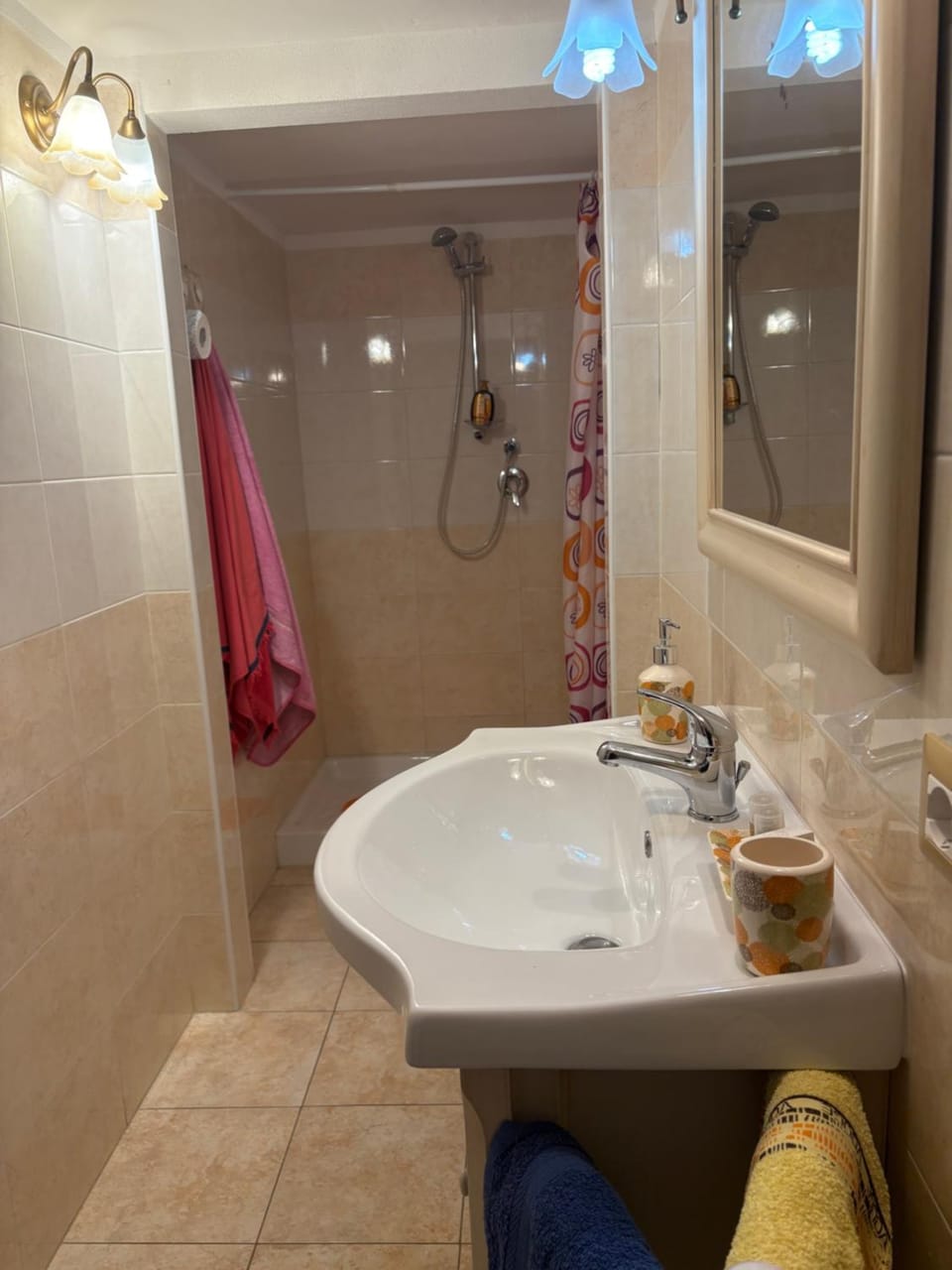 CASA con WI-FI NEL CENTRO STORICO A DUE PASSI DALLA SPIAGGIA Apartment in Vieste