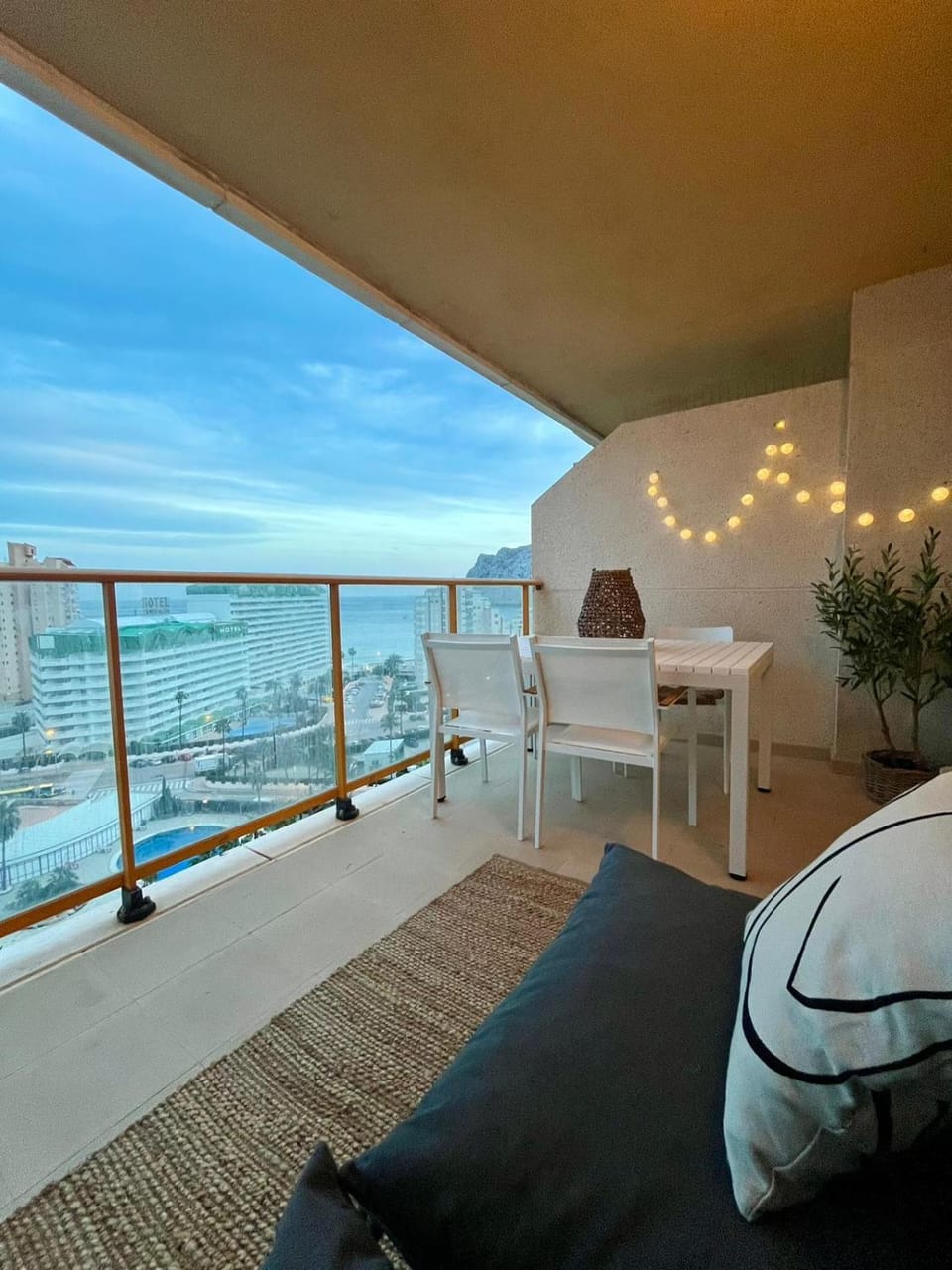 Apartamento en Calpe - frente al mar "a estrenar" Apartment in Calp