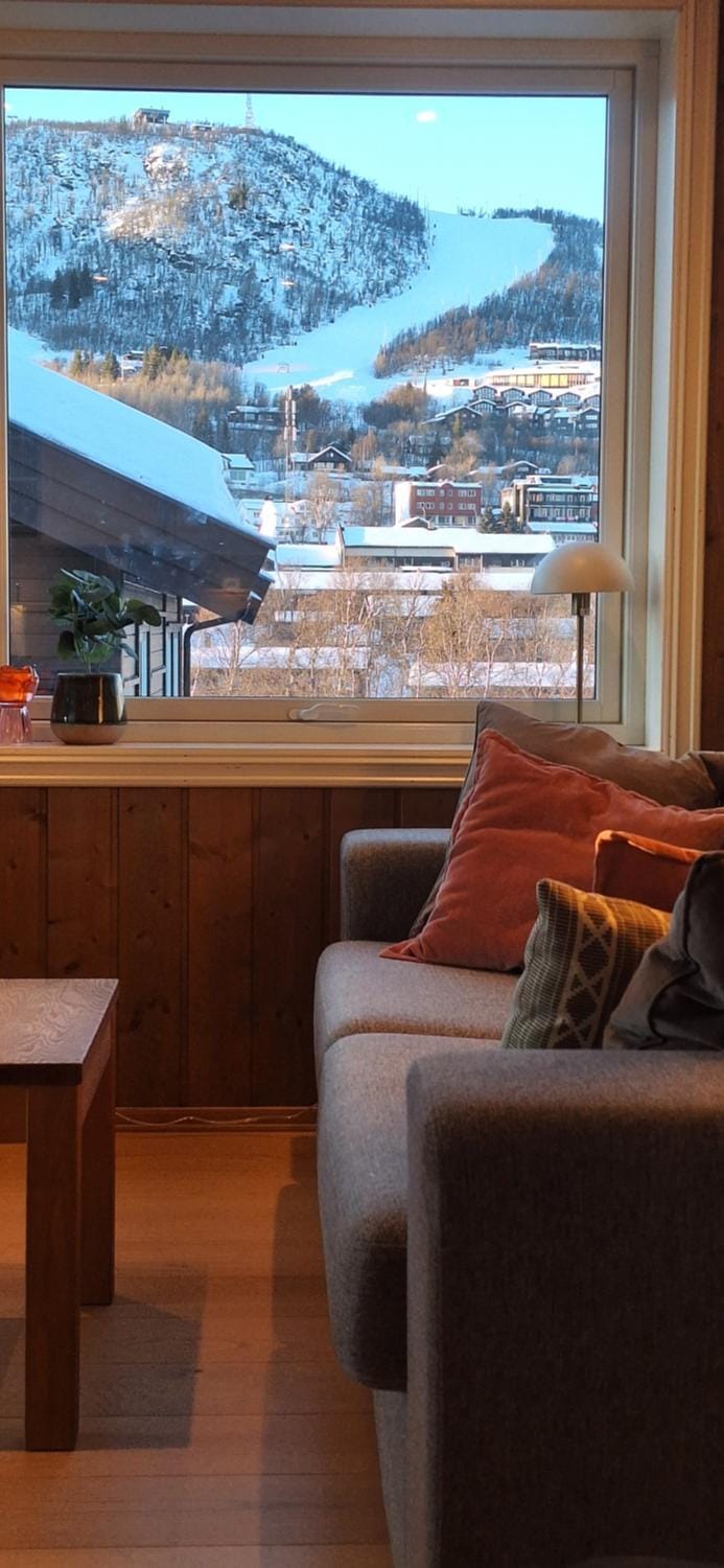 Living room, Seating area, Mountain view