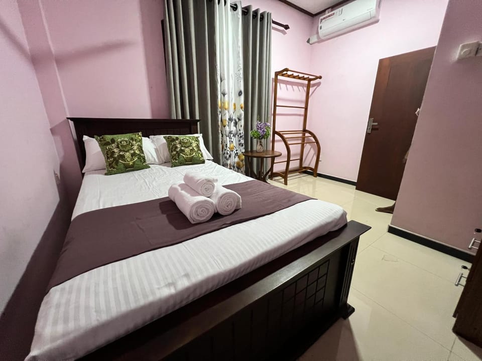 Bedroom, Family