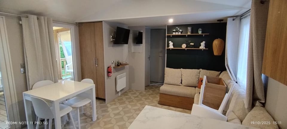 mobil home 235 Campground/ 
RV Resort in Pont-Aven