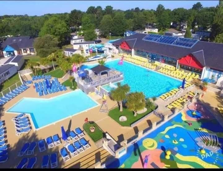Aqua park, Swimming pool