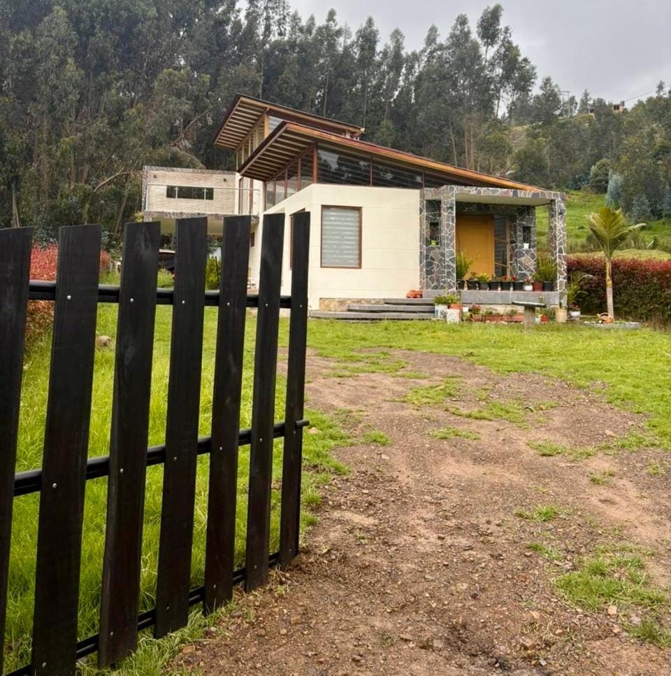 Casa de Campo Moderna Ubaté - Sector La Laja House in Cundinamarca, Colombia